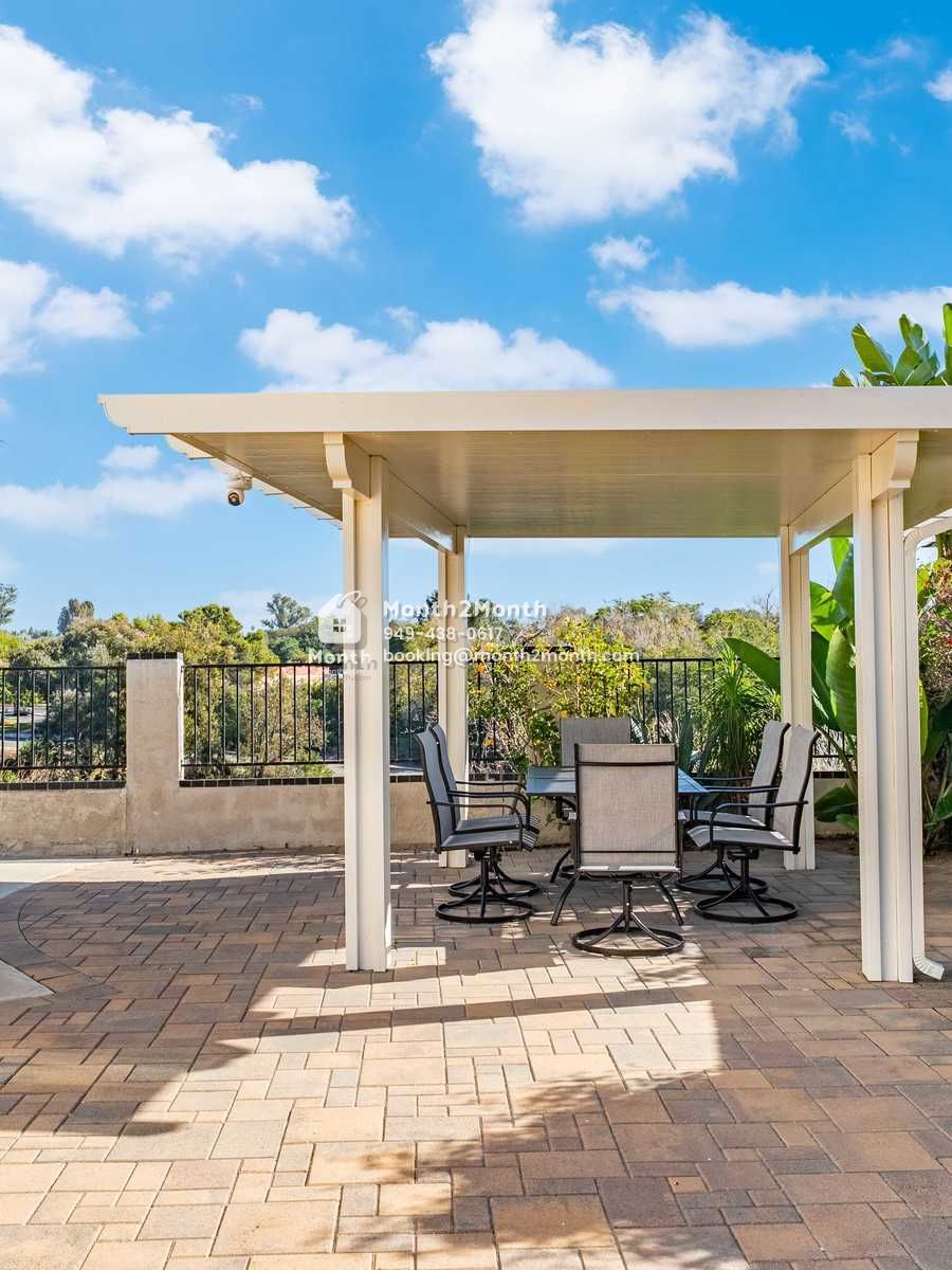 Portrait original 20251105180207 6c39e90b full size 63