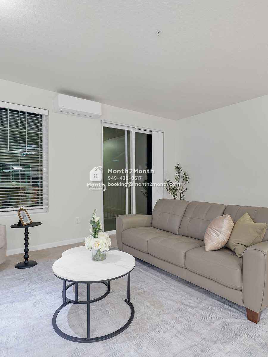 Portrait original 20251128014334 166ee9da dsc04306