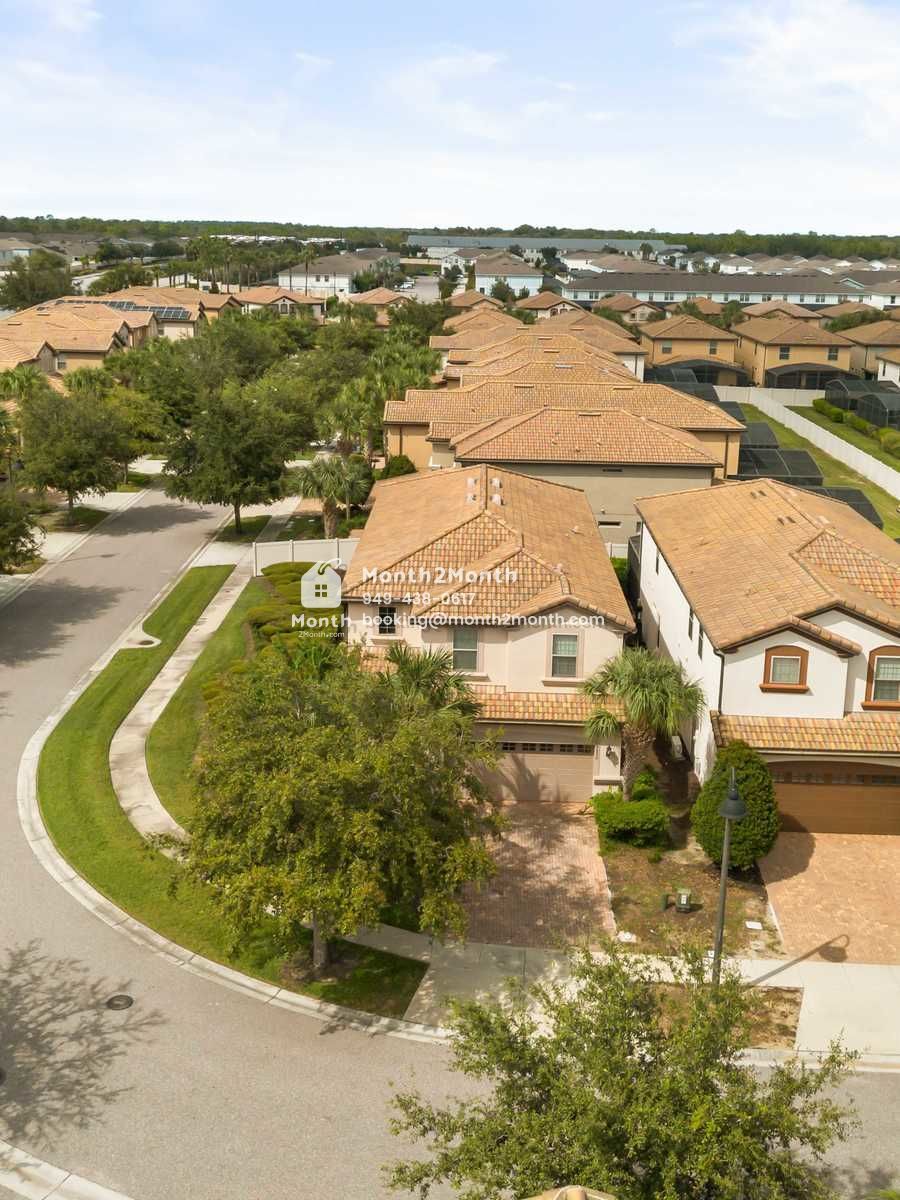 Portrait original 20251217100524 93b8b0a4 70 dji 0921