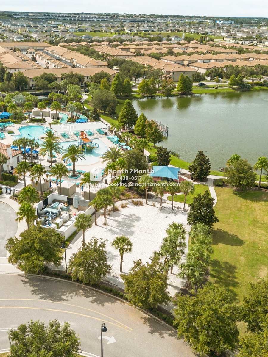 Portrait original 20251217100647 f8d03207 70 dji 0921