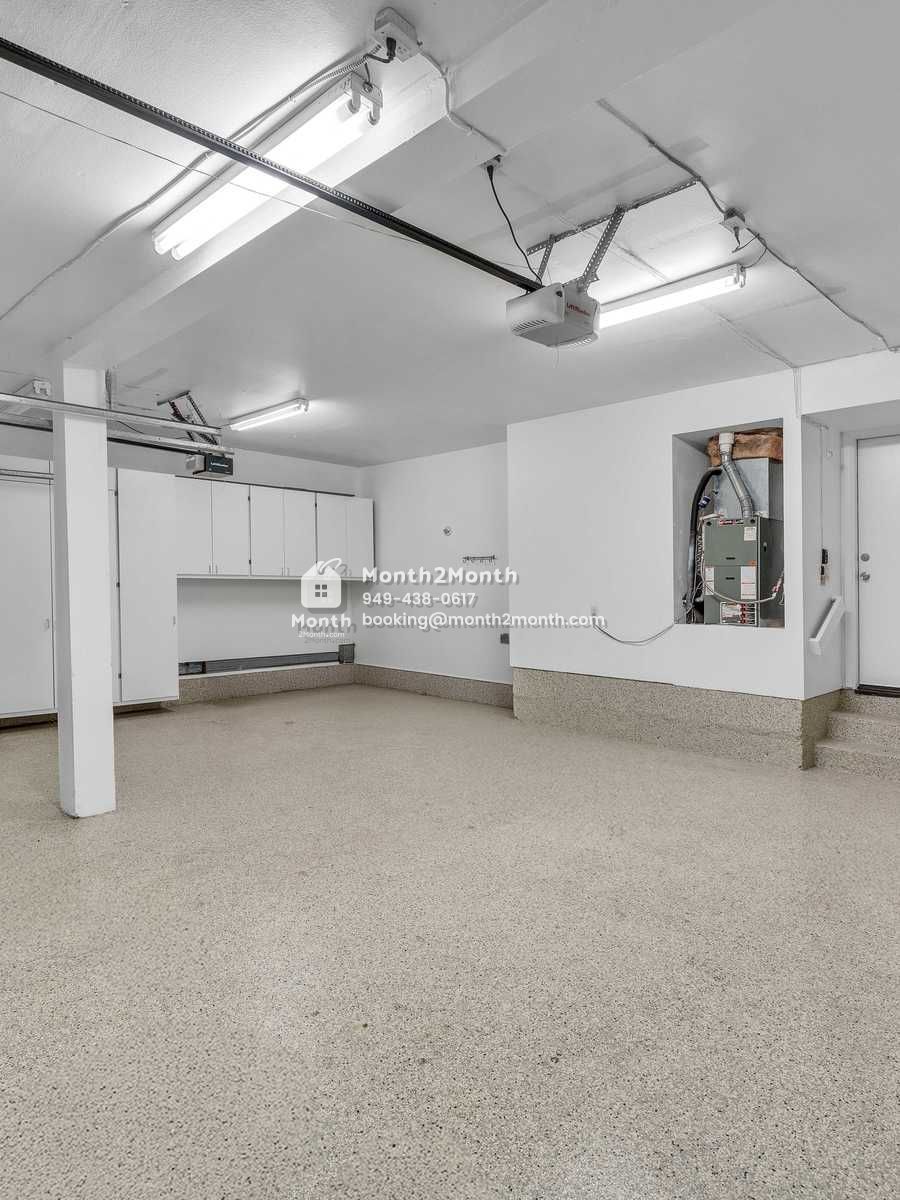 Portrait original 20260112095528 003a4fb6 indoor 20