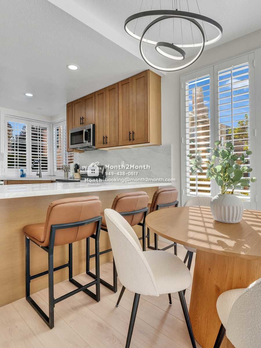 Portrait original 20260112095608 d5a95fe1 indoor 20