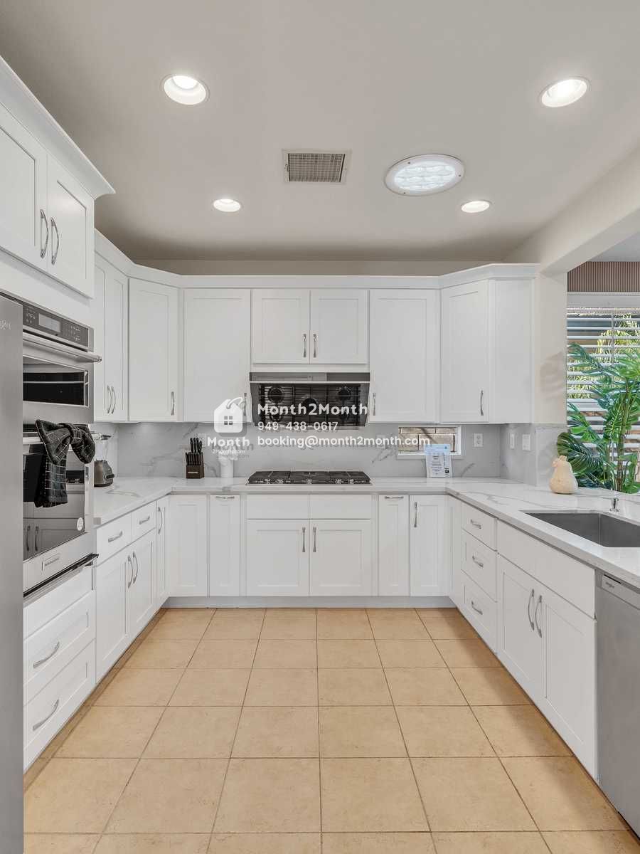 Portrait original 20260317114826 f272e95e indoor 17