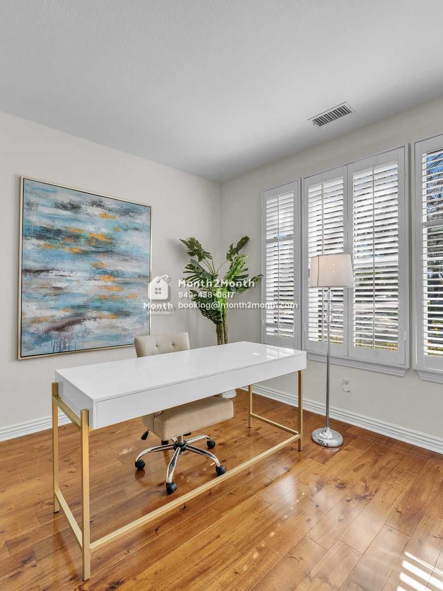 Portrait original 20260317114933 33c9a062 indoor 17