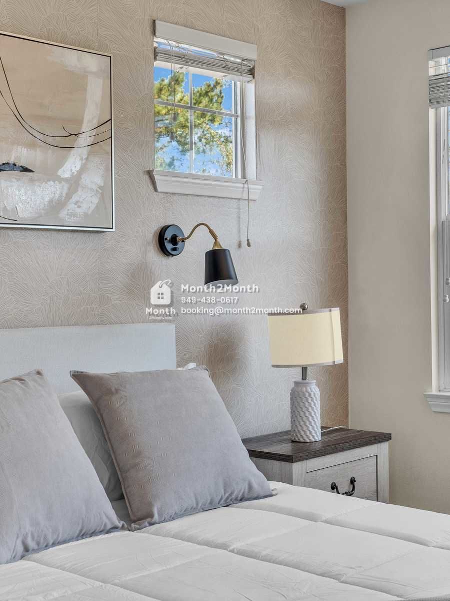 Portrait original 20260317114947 2b8dc6c8 indoor 17