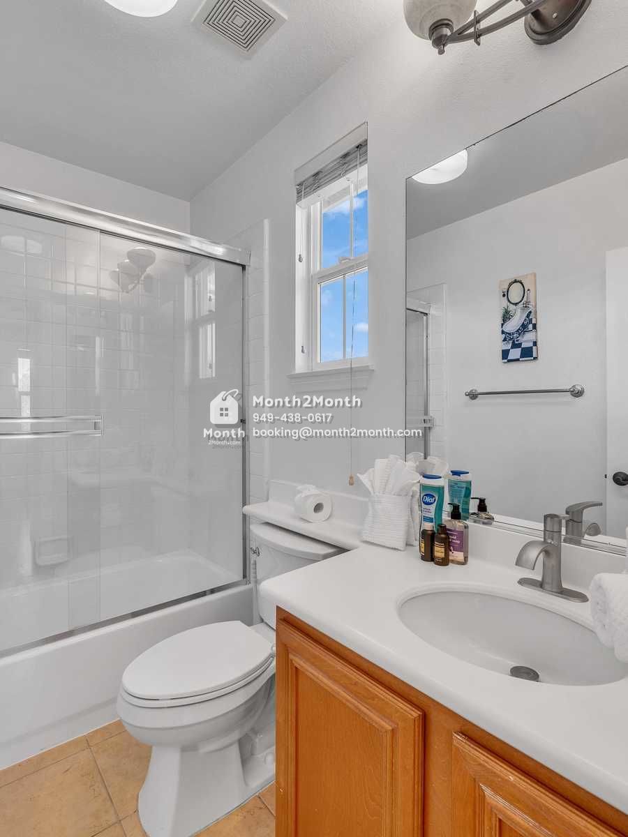 Portrait original 20260317115318 c79e8504 indoor 36