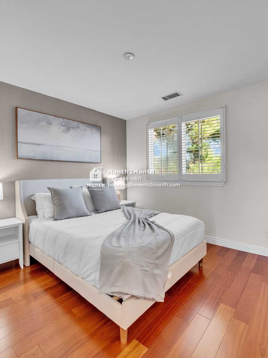 Portrait original 20260317115448 dd583ce9 indoor 36