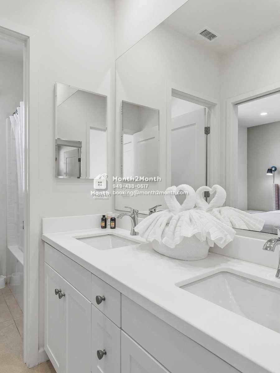 Portrait original 20260330140421 6416b6be full size 40